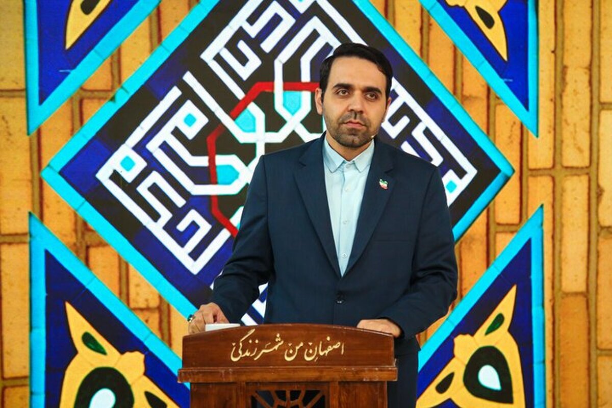 سخنگوی شورای اسلامی شهر اصفهان: مسئله امنیت از هر کالایی ارزشمندتر و گران‌بهاتر است/ جوانان در سناریوی دشمن قرار نگیرند