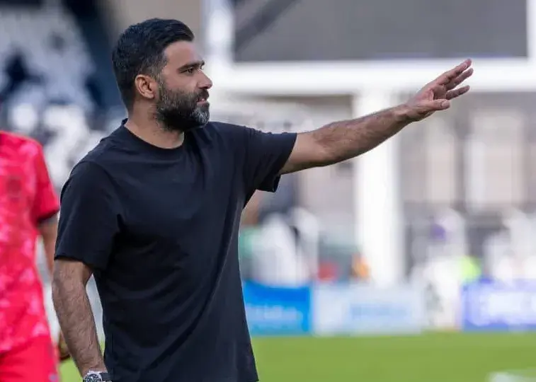 روانخواه در هدایت تیم امید رفوزه شد/ لطفا نسل‌سوزی نکنید