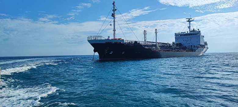 جزئیات توقیف نفتکش خارجی حامل ۴ میلیون لیتر سوخت قاچاق در آب‌های خلیج فارس