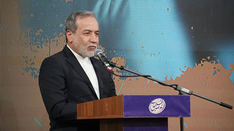 وزیر امور خارجه: پیام تسلیم بی‌قید و شرط دشمن با مقاومت مردم به آتش‌بس بی‌قید و شرط بدل شد/مقاومت را در جنگ اقتصادی ادامه می‌دهیم