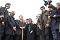 اتمام عملیات ریل‌گذاری راه‌آهن اردبیل-میانه با حضور وزیر راه و شهرسازی