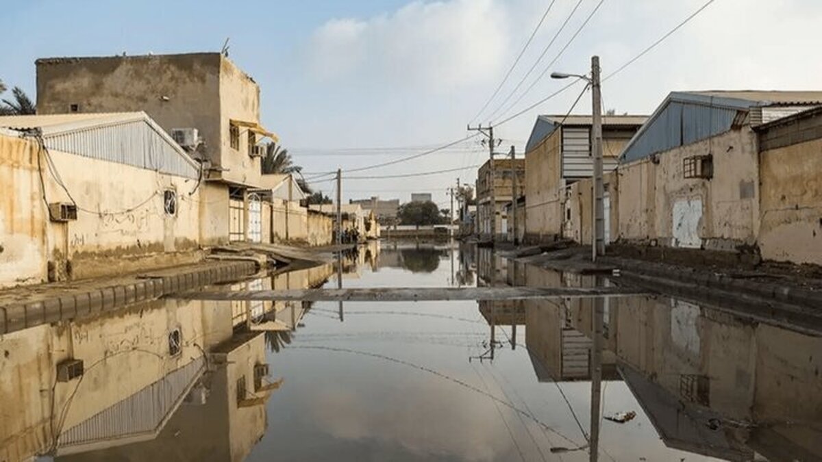 تردد در محور روستای سیل زده مهرگی به حالت عادی برگشت