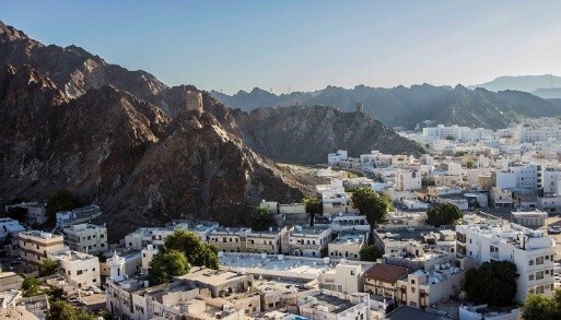 مقایسه سه مقصد متفاوت برای سفر؛ عمان، اندونزی یا چین؟