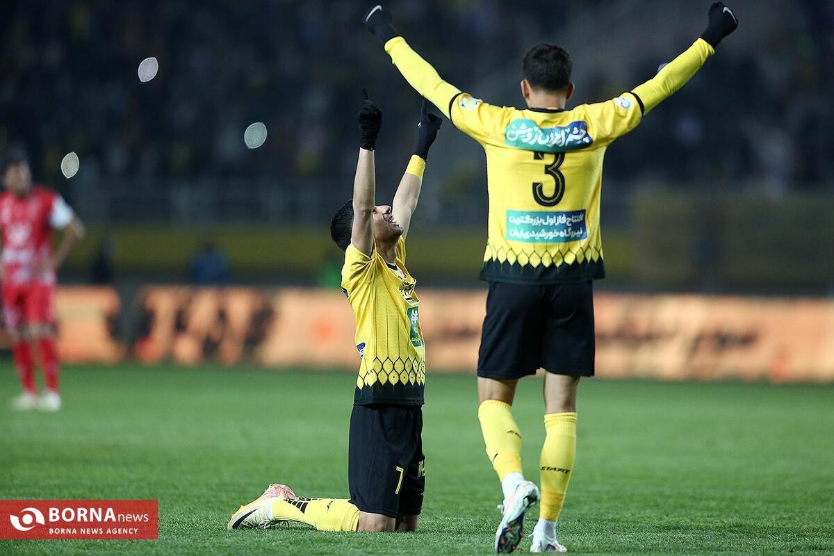 بازگشت ستاره سپاهان به لیگ/ لیموچی به بازی مقابل استقلال می‌رسد