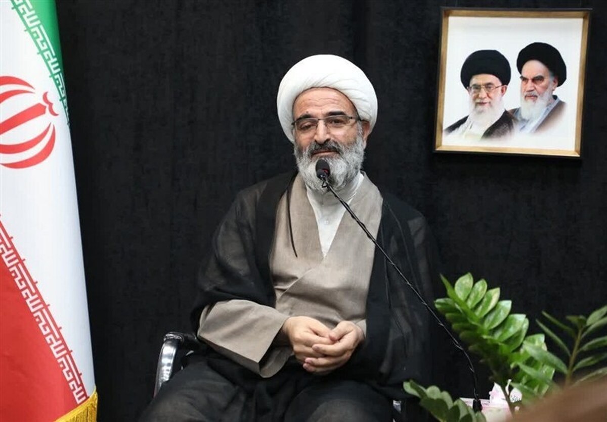 نماینده ولی فقیه در سمنان: با اقدامات خوب استاندار پیشین، مسئولان در انتصاب جدید رضایت مردم استان را در نظر بگیرند