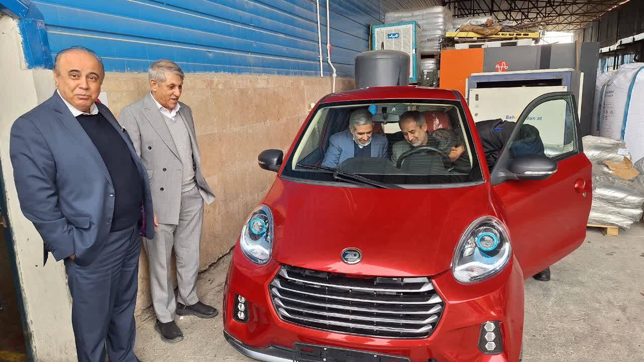 بازدید مدیرعامل صندوق ضمانت صادرات خودرو از واحد صنعتی مژده وصل پارسیان