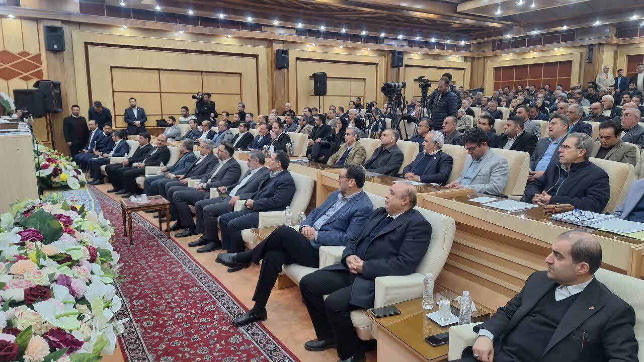 قزوین بهشت سرمایه‌گذاری است/ تأکید استاندار بر نقش بانک شهر در حمایت از اقتصاد، گردشگری و شمس‌آذر