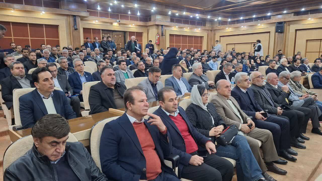 قزوین بهشت سرمایه‌گذاری است/ تأکید استاندار بر نقش بانک شهر در حمایت از اقتصاد، گردشگری و شمس‌آذر