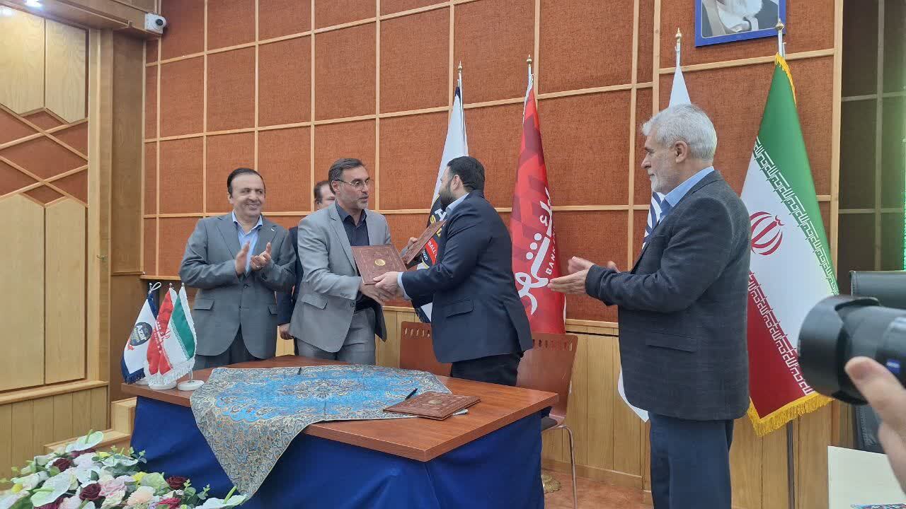 قزوین بهشت سرمایه‌گذاری است/ تأکید استاندار بر نقش بانک شهر در حمایت از اقتصاد، گردشگری و شمس‌آذر