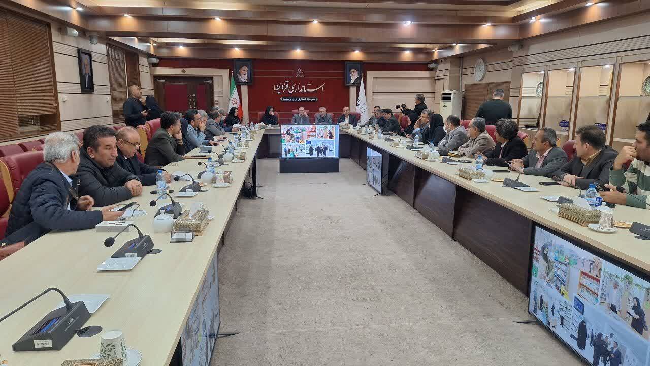 کتابخانه‌های عمومی باید به کانون فرهنگی و تعامل اجتماعی تبدیل شوند