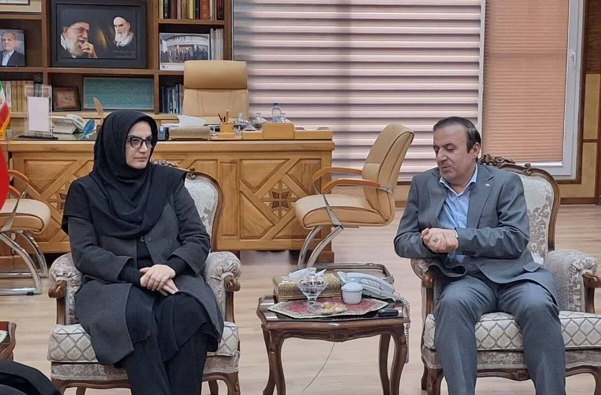 دیدار دبیرکل نهاد کتابخانه‌های عمومی کشور با استاندار قزوین