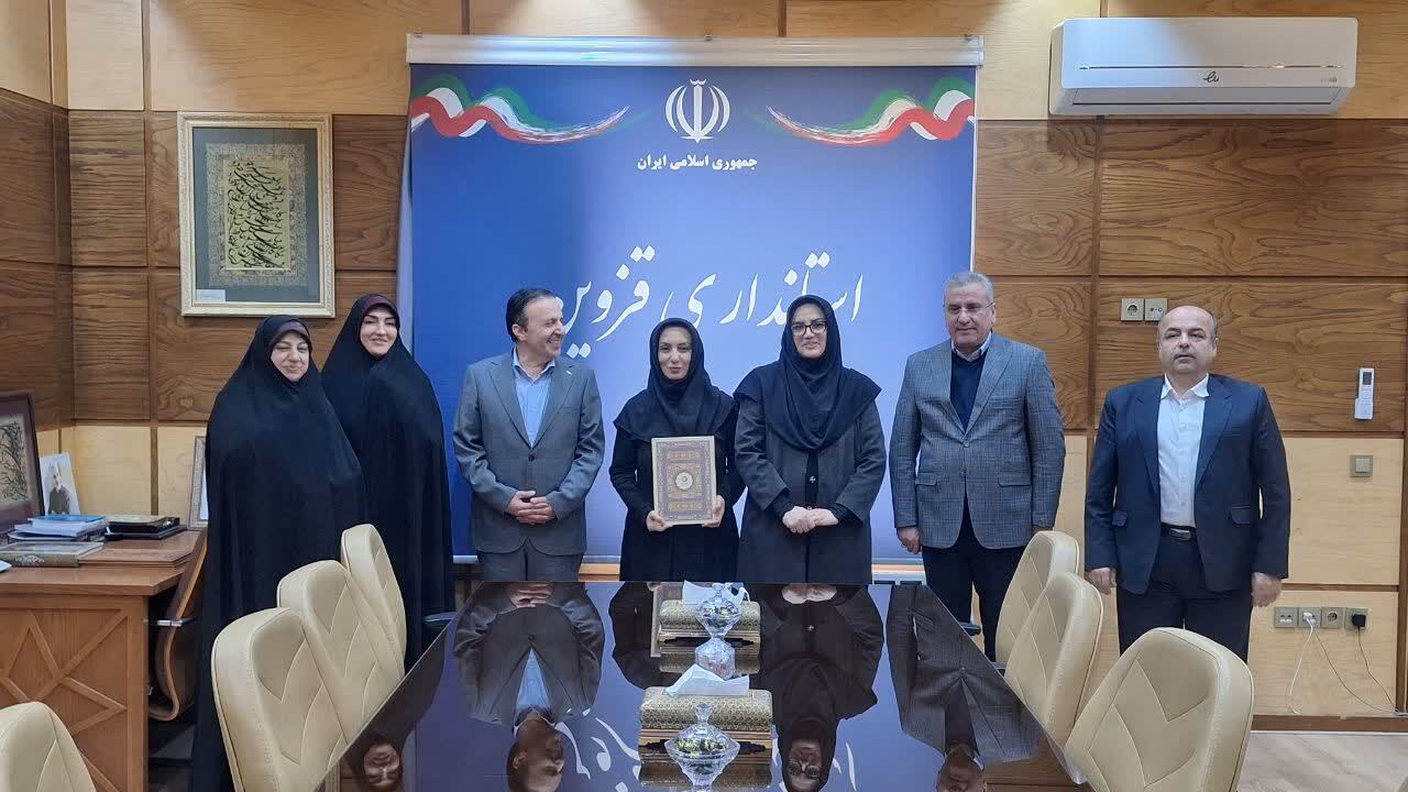 دیدار دبیرکل نهاد کتابخانه‌های عمومی کشور با استاندار قزوین