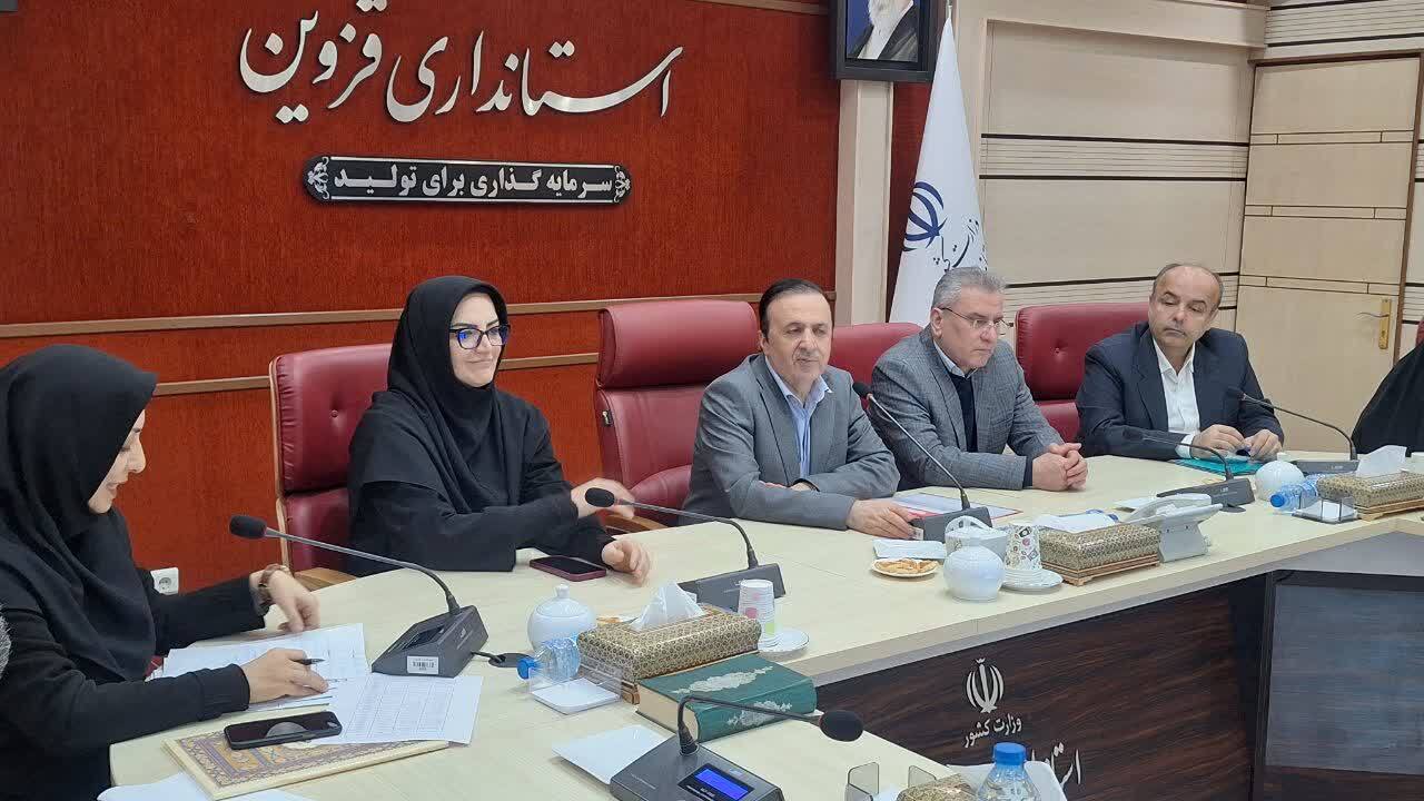 بانوان استان قزوین کتاب خوان تر از مردان هستند