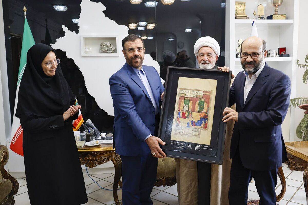 استاندار فارس: احیای نقش تمدنی ایران در منطقه نیازمند پارادایم جدید فرهنگی است