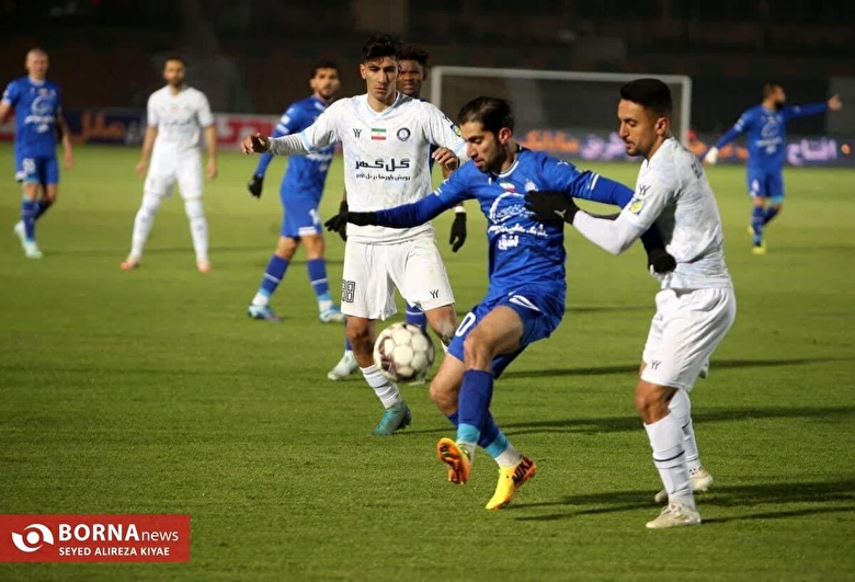 گزارش زنده: استقلال صفر - گل‌گهر یک