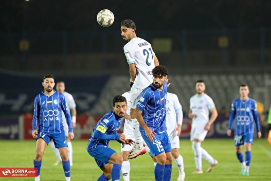 دیدار تیم های استقلال تهران-گل گهر سیرجان