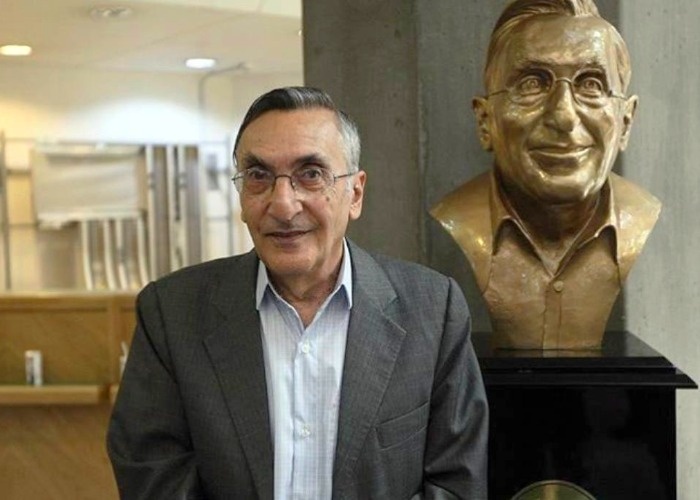 تجلیل از مفاخر در زمان حیات، ضرورتی فرهنگی و اجتماعی است 