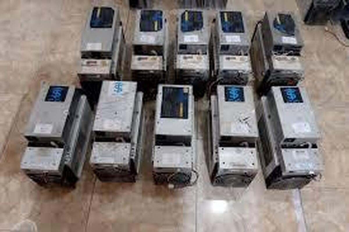 ۱۷۲ ماینر غیرمجاز در یزد کشف شد