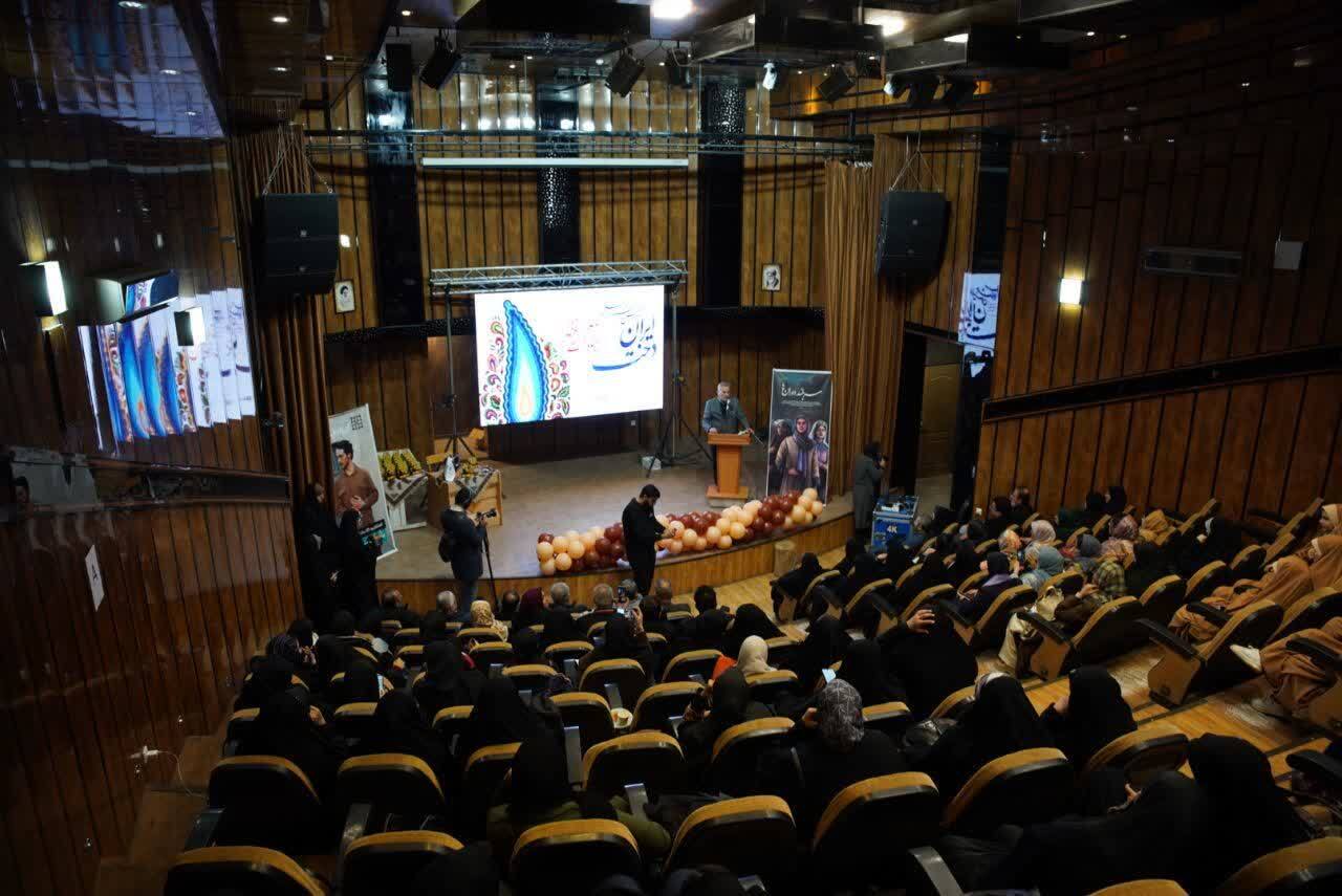 پیشرفت و پایداری جامعه بدون نقش‌آفرینی مؤثر زنان ممکن نیست