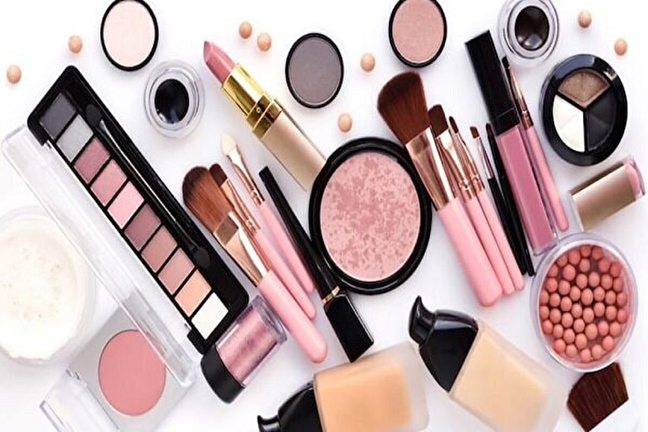 نکاتی برای جلوگیری از مشکلات پوستی پس از استفاده از محصولات آرایشی