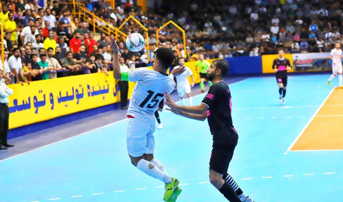 تغییر زمان برگزاری جدال فوتسال مهم هفته