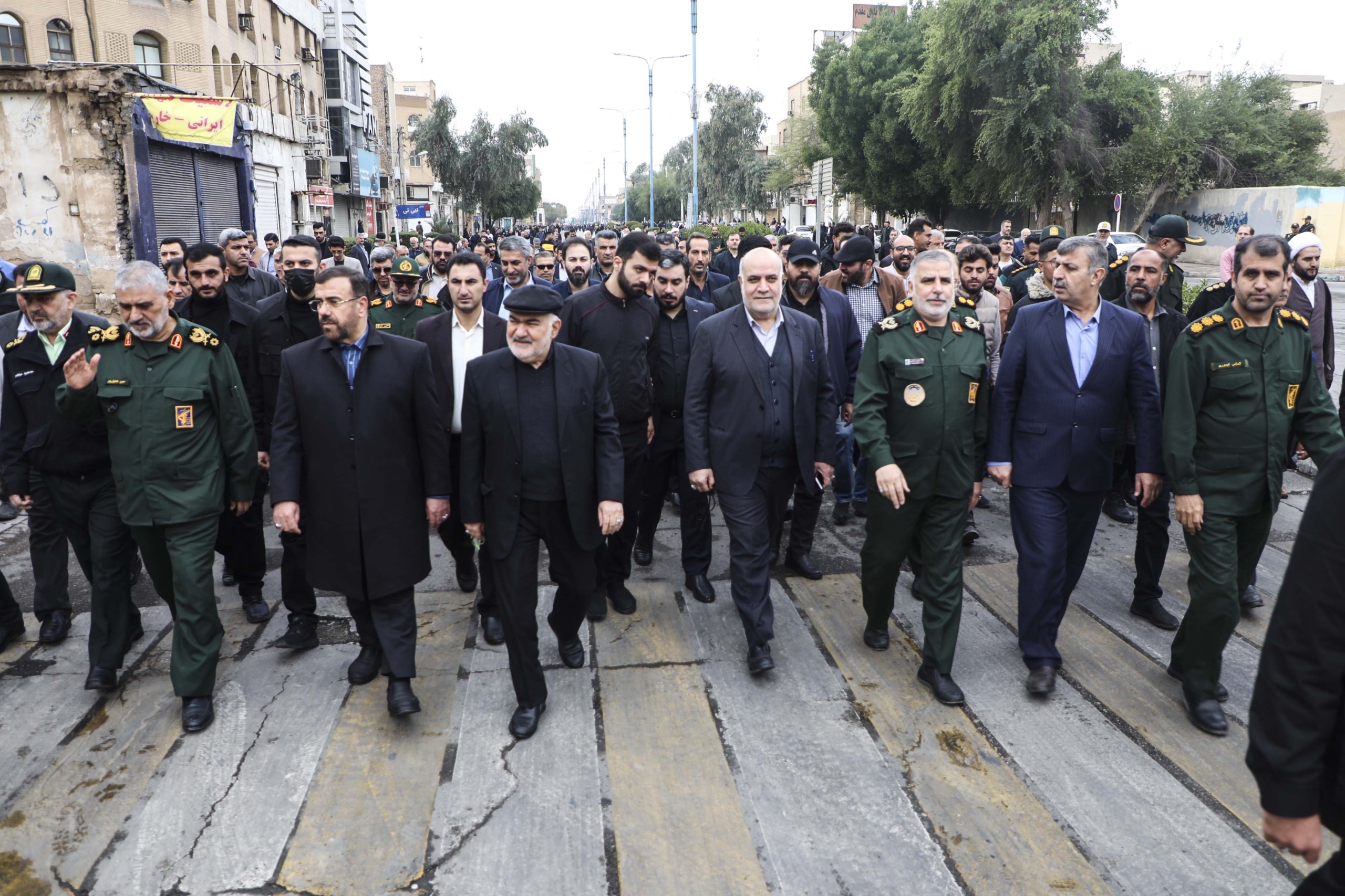 پیکر آیتالله شفیعی تشییع و در جوار فرزندانش به خاک سپرده شد پیکر آیتالله شفیعی تشییع و در جوار فرزندانش به خاک سپرده شد