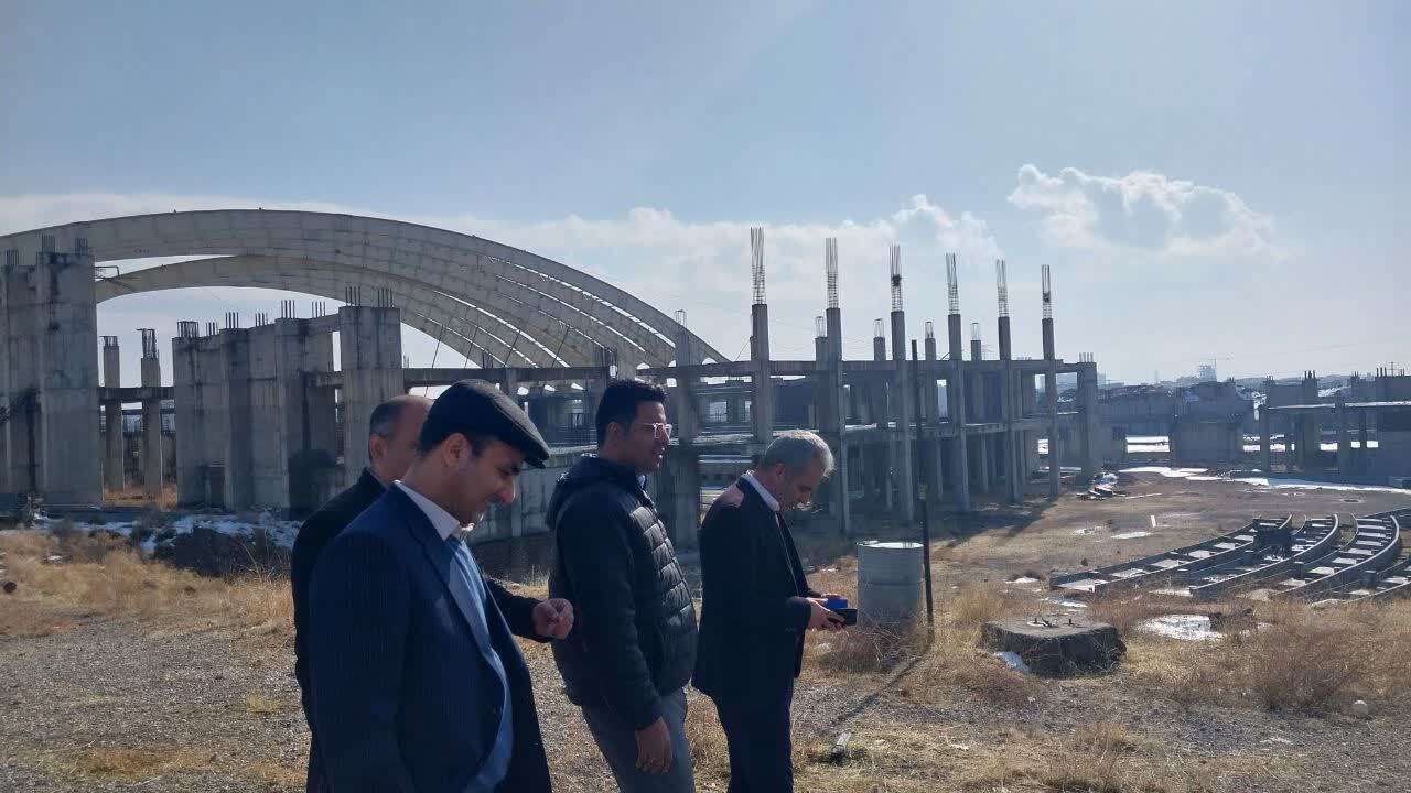 سرپرست اداره ورزش و جوانان استان قزوین از ورزشگاه سردار آزادگان بازدید کرد