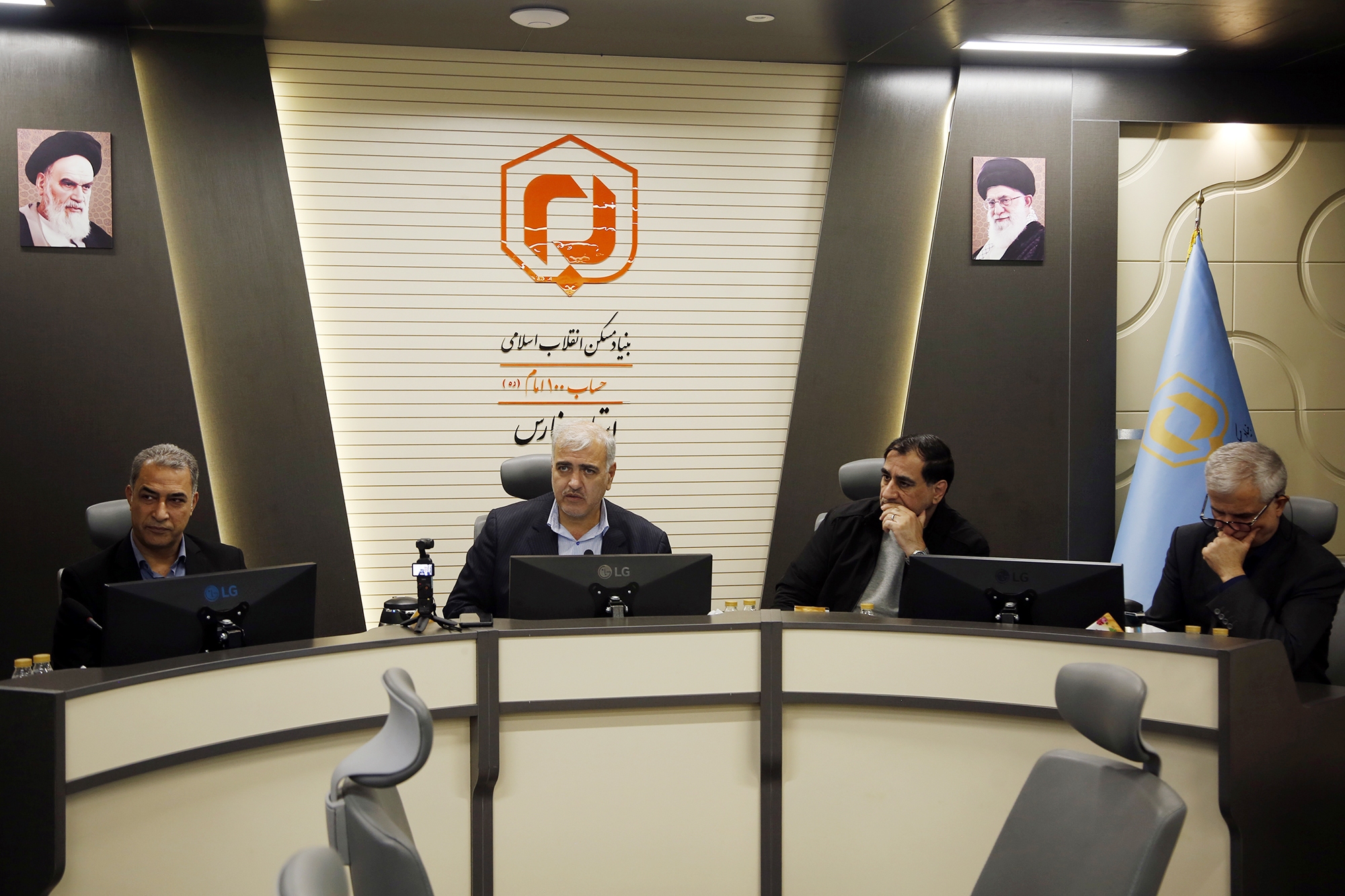 دهه فجر، جلوهگاه خدمترسانی بنیاد مسکن در فارس/آماده واگذاری اراضی به متقاضیان طرح جوانی جمعیت در روستاها هستیم دهه فجر، جلوهگاه خدمترسانی بنیاد مسکن در فارس/آماده واگذاری اراضی به متقاضیان طرح جوانی جمعیت در روستاها هستیم