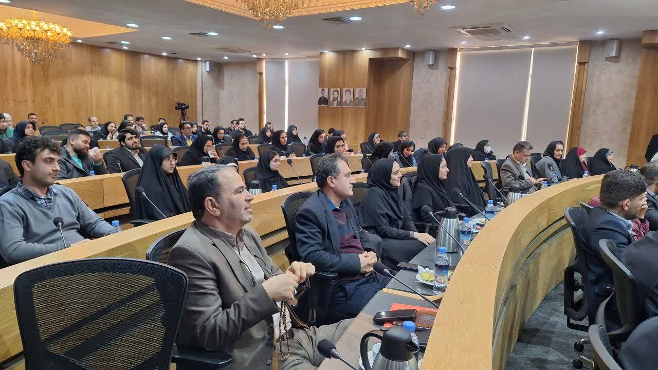 جهاد دانشگاهی پیشران تحول علمی و فرهنگی و حلقه وصل دانشگاه با جامعه باشد
