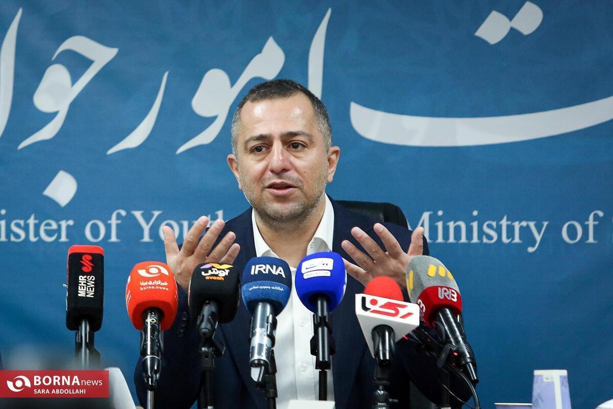 پیگیر وضعیت ورزشکاران و همه جوانان کشور هستیم