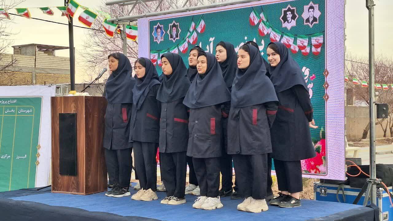 مشارکت و همکاری روستائیان موجب تسریع در اجرای طرح های عمرانی می شود مشارکت و همکاری روستائیان موجب تسریع در اجرای طرح های عمرانی می شود