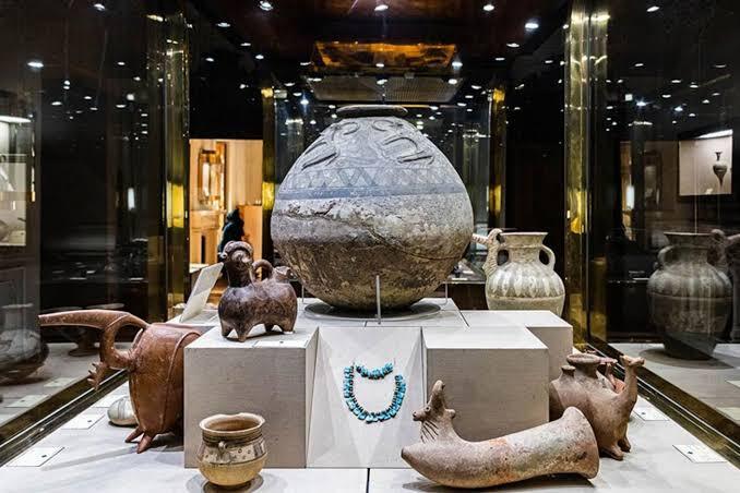 دنیای شیشه و سفال