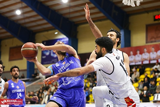 دیدار تیم‌های بسکتبال گلنور - استقلال