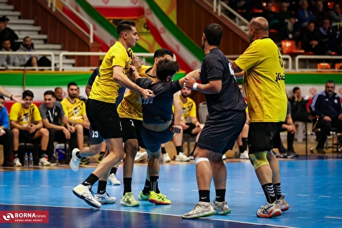 دیدار تیم هاب هندبال سپاهان‌نوین - نیروی‌زمینی سبزوار