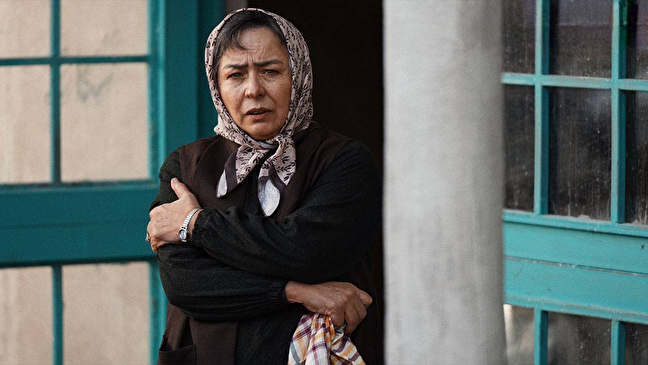 «کافه سلطان»؛ روایت غیرمستقیم یک بحران همراه با عشق و منازعه عقلانیت نسلی