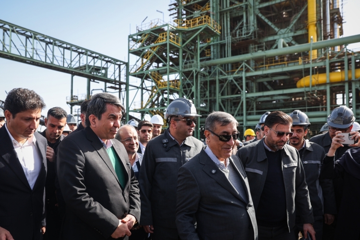 افتتاح ۳۳ همت پروژه کلیدی در سفر معاون اجرایی‌ رئیس‌جمهور به سیرجان و بم‌