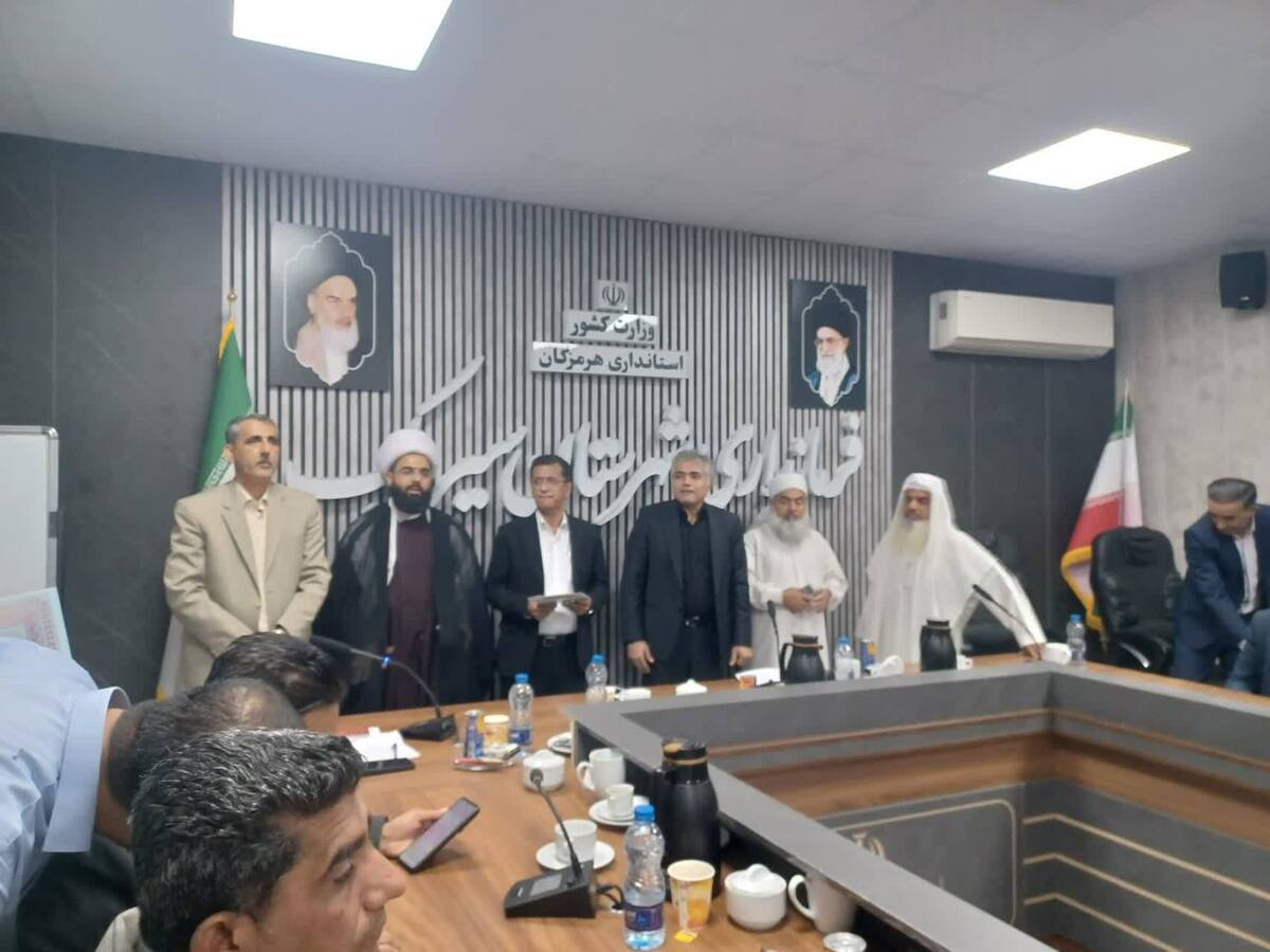 تأکید مدیرکل آموزش و پرورش هرمزگان بر کیفیت‌بخشی آموزش در شورای آموزش و پرورش سیریک
