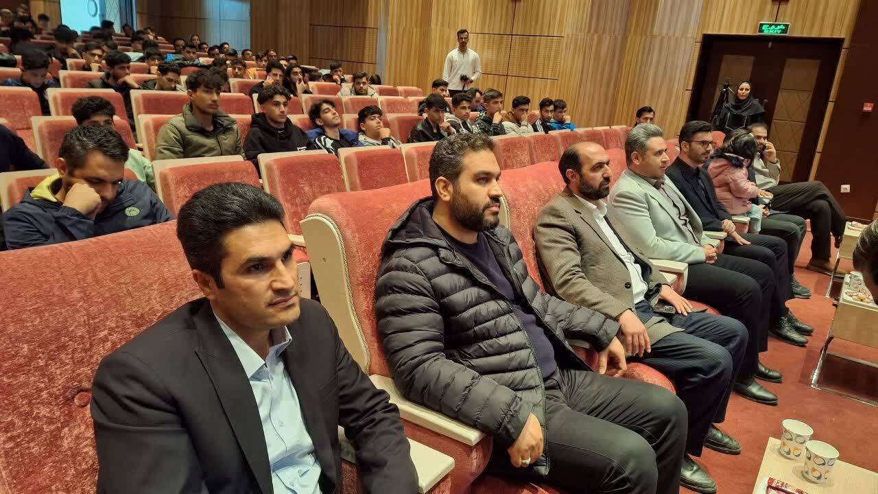 کمبود زمین استاندارد، چالش اصلی فوتبال قزوین / برگزاری ۲۸۷ مسابقه در رده‌های مختلف سنی