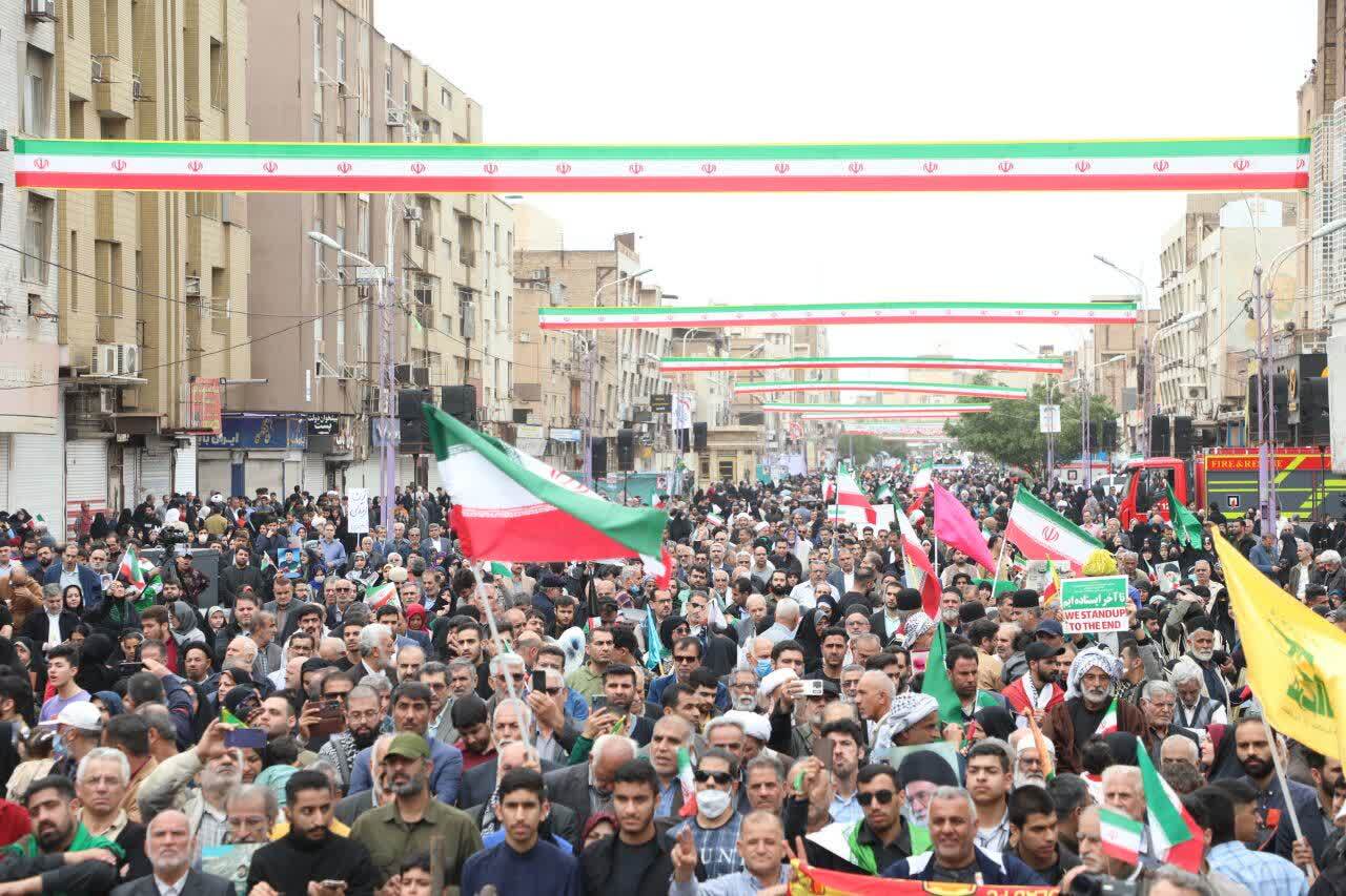 حماسه حضور خوزستان در چهلوهفتمین بهار انقلاب؛ از اهواز تا کرانههای اروند، یکصدا در دفاع از میهن حماسه حضور خوزستان در چهلوهفتمین بهار انقلاب؛ از اهواز تا کرانههای اروند، یکصدا در دفاع از میهن
