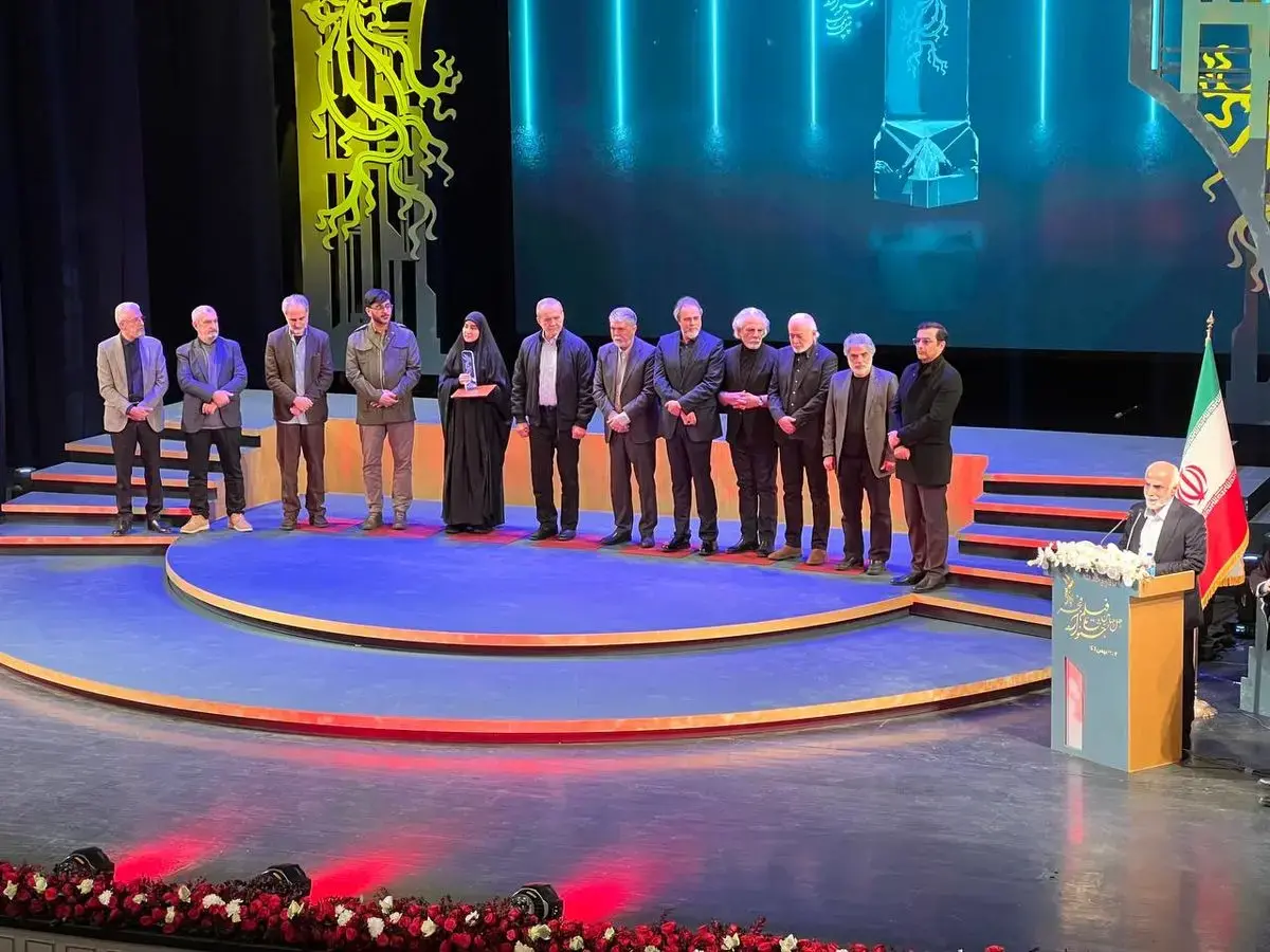 در یک اقدام غیر منتظره؛ رئیس جمهور به اختتامیه جشنواره فیلم فجر رفت