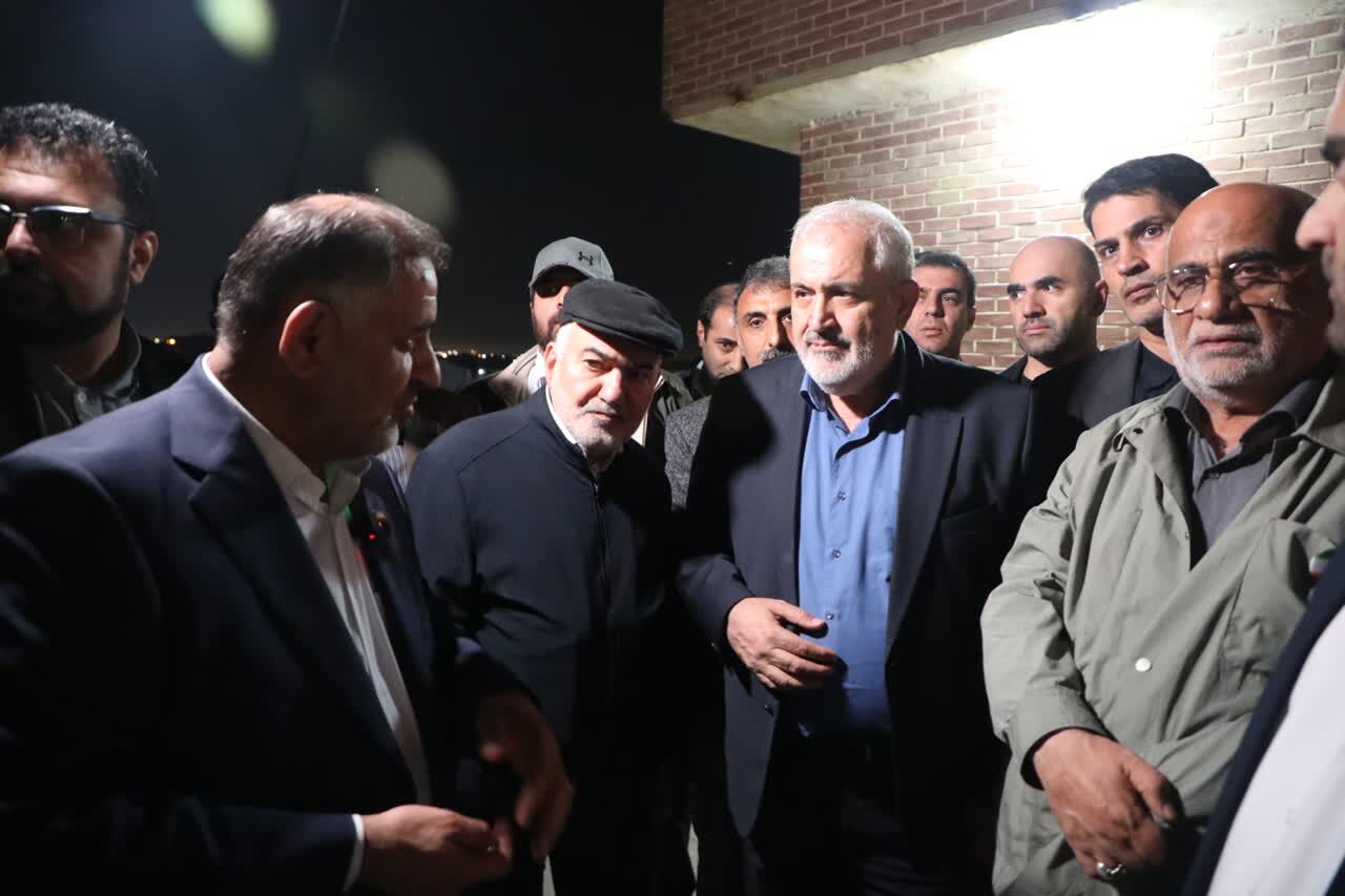 سد و پل متحرک بهمنشیر با حضور وزیر نیرو بهره‌برداری شد / مهار آب شور خلیج فارس و تقویت تاب‌آوری کشاورزی منطقه