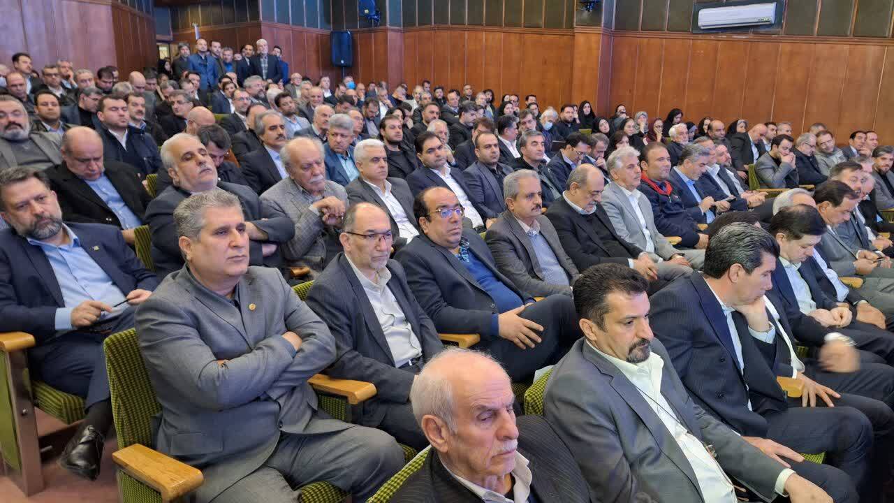 توجه به مطالبات مردم و صنعتگران در استان قزوین در اولویت است