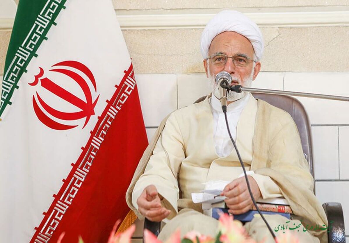 آیت الله دری: مردم و مسئولان ضریب هوشیاری خود را در برابر توطئه‌های دشمنان تقویت کنند