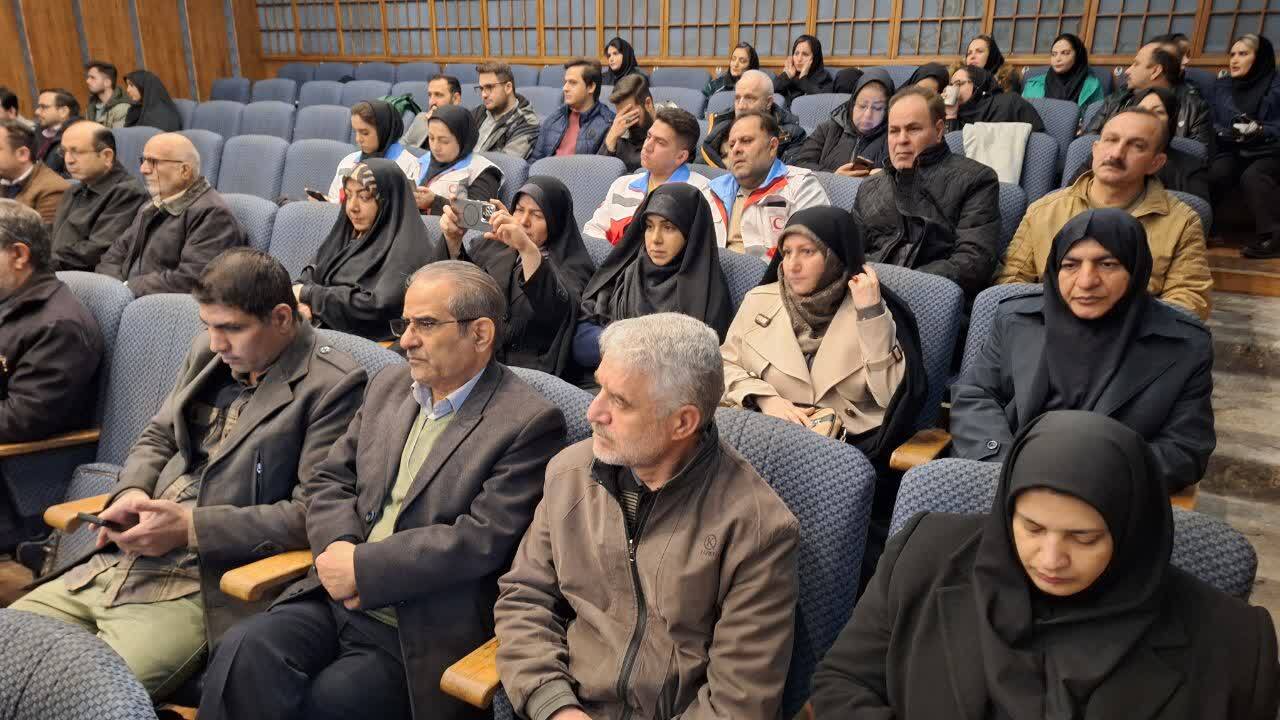 ۱۴۰۰ میلیارد تومان کالا برگ میان مردم استان قزوین توزیع می شود/ کالابرگ صدقه نیست