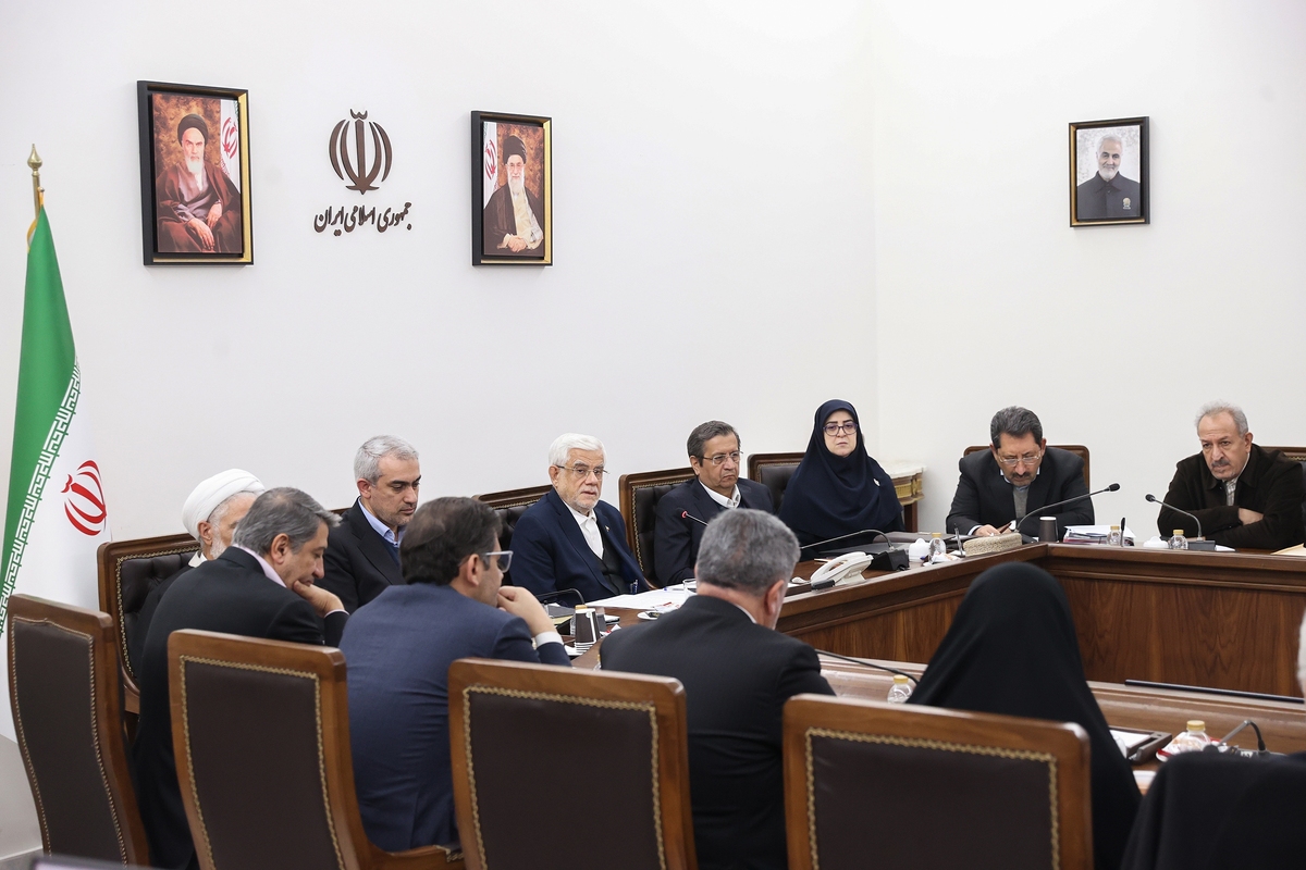 دولت هر کجا لازم باشد از اقتدار خود استفاده می‌کند/ آرامش در بازار پول و سرمایه برقرار است