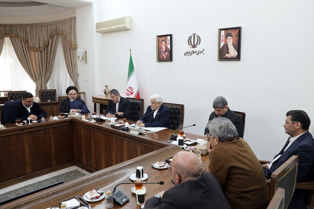 عارف: بدون گفت‌وگوی نخبگانی، فاصله دولت و مردم عمیق‌تر می‌شود