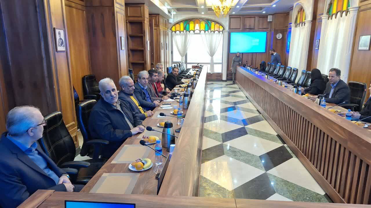 آهنیها: حذف شورایعالی تأمین اجتماعی ریشه بسیاری از چالشهای امروز بیمه ای است آهنیها: حذف شورایعالی تأمین اجتماعی ریشه بسیاری از چالشهای امروز بیمه ای است