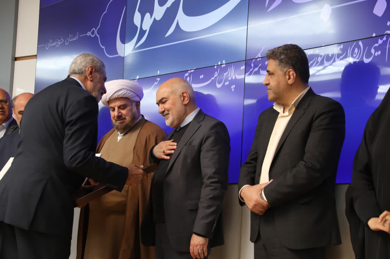 استاندار خوزستان: مسوولیت اجتماعی و توانمندسازی مددجویان الزام توسعه پایدار استان است استاندار خوزستان: مسوولیت اجتماعی و توانمندسازی مددجویان الزام توسعه پایدار استان است