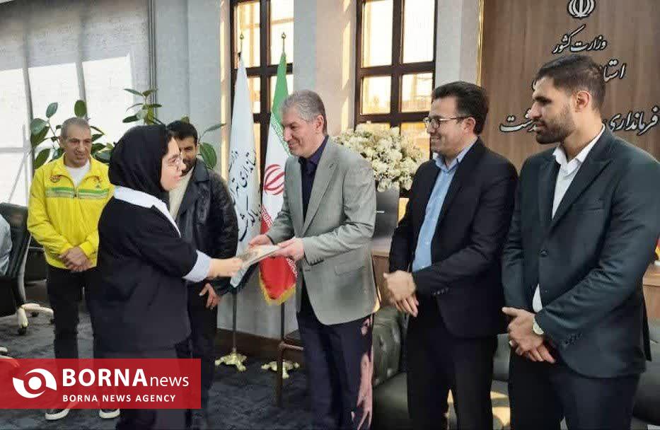 تجلیل و قدردانی فرماندار پاکدشت از ورزشکاران و افتخارآفرینان ملی و کشوری