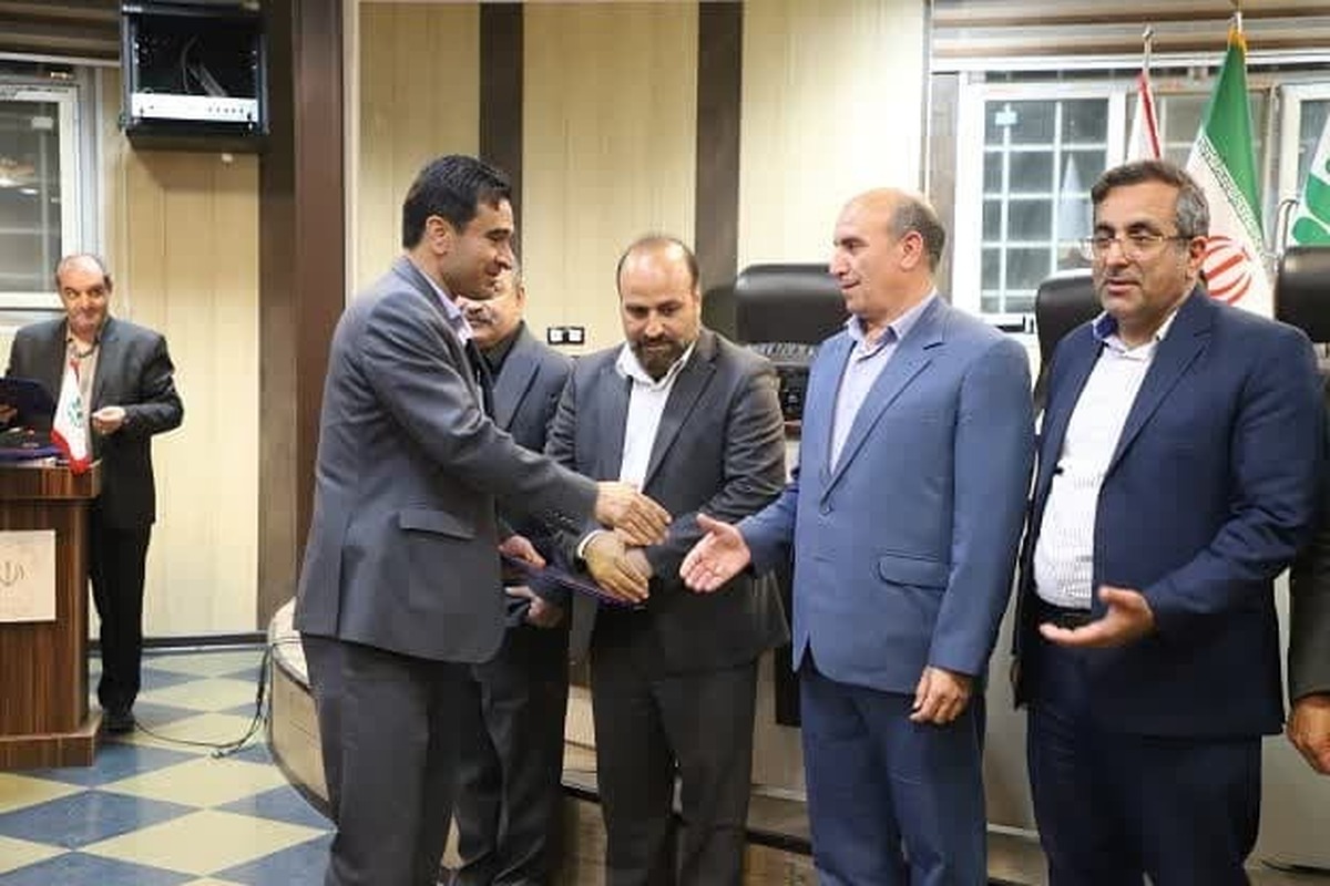 خرم‌آباد در شان آوازه، قدمت، تمدن و فرهنگ مردم لرستان دیده شود/مطالبه گری و پرسش از شورا و مدیریت شهری حق شهروندان است